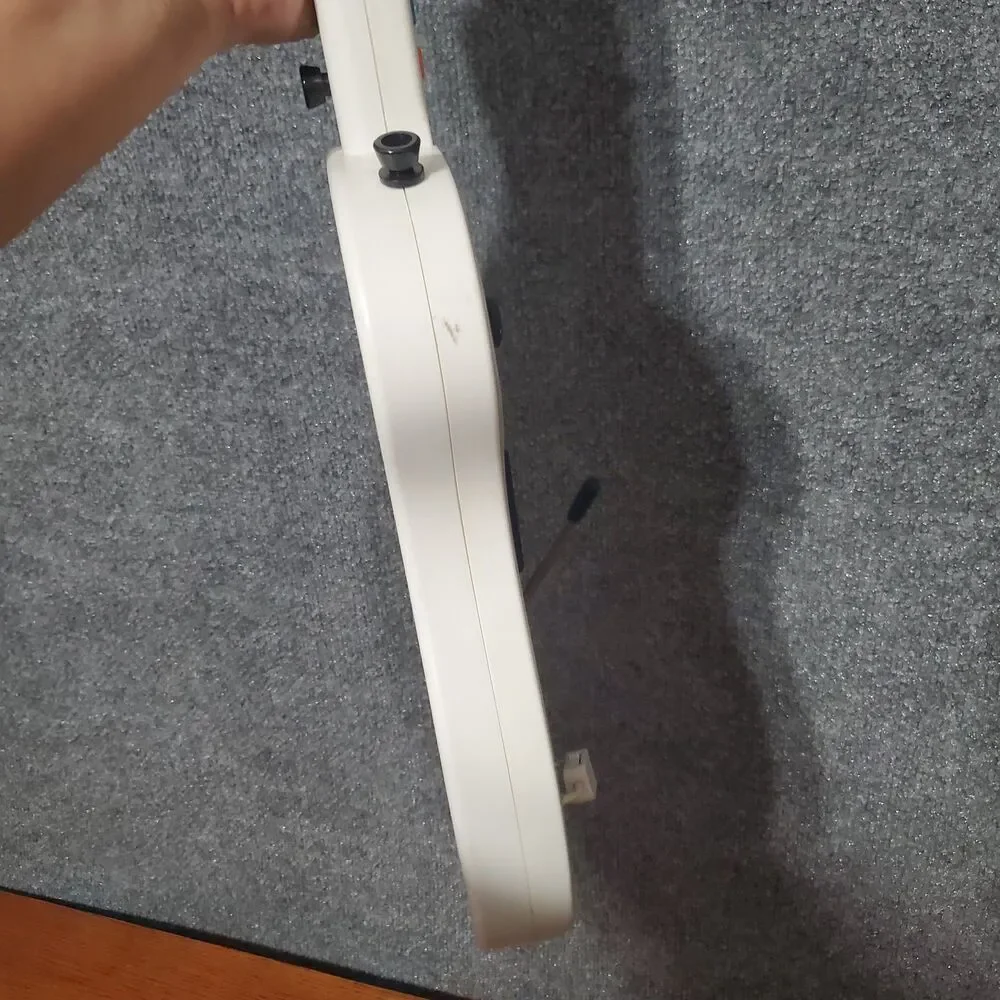 Nintendo Wii Wireless Guitar Hero Shredmaster Dreamgear White Video Game Guitar